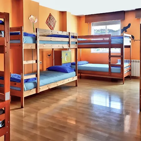 Meiga Backpackers
