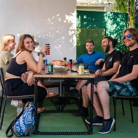 Hostel Meiga Backpackers *