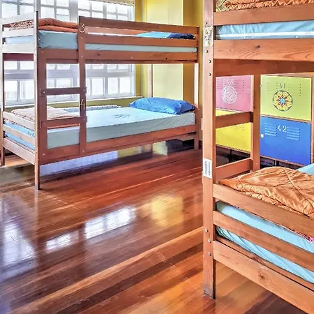 Hostel Meiga Backpackers *